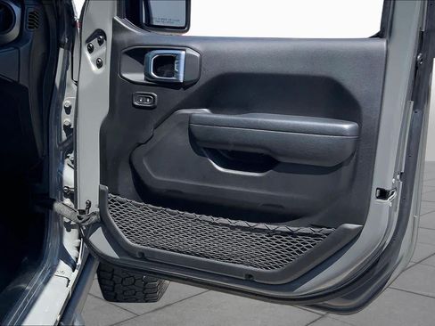 Used 2023 Jeep Wrangler Unlimited Sport AWD/4WD image 21