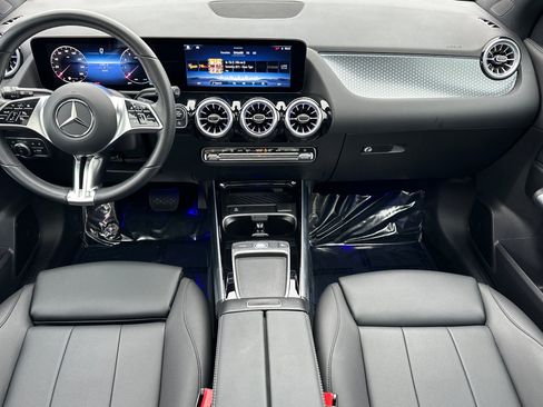 Certified 2025 Mercedes-Benz GLA 250 4MATIC image 13