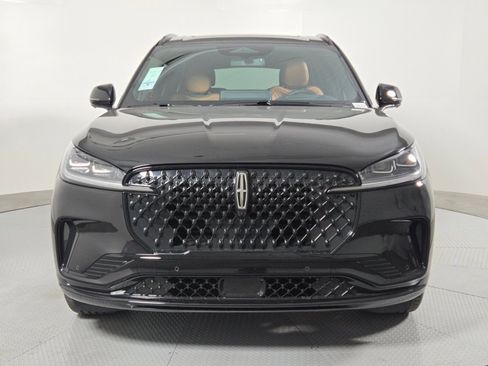 New 2026 Lincoln Aviator Black Label w/ Jet Appearance Package AWD/4WD image 10