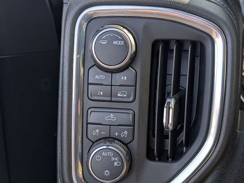Used 2021 Chevrolet Silverado 1500 LT w/ Bed Protection Package AWD/4WD image 18