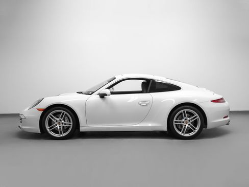 Certified 2015 Porsche 911 Carrera RWD image 2