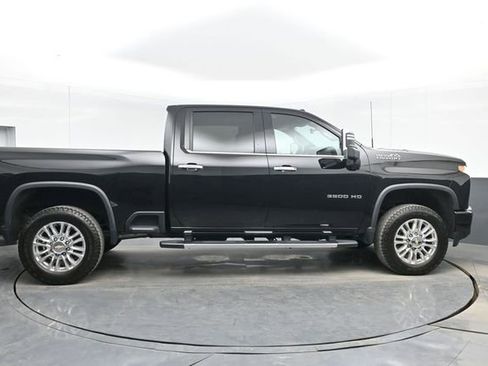 Used 2022 Chevrolet Silverado 3500 High Country w/ LPO, Hitch Package AWD/4WD image 15