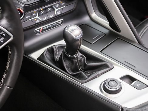 Used 2014 Chevrolet Corvette Stingray Coupe RWD image 30