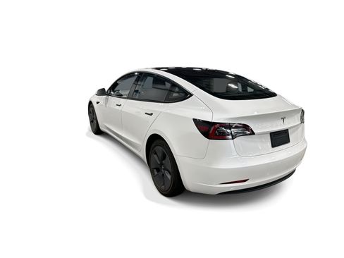 Certified 2023 Tesla Model 3 Standard Range RWD image 4