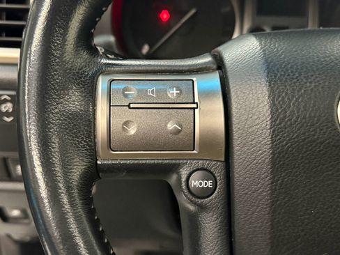 Used 2014 Lexus GX 460 Premium image 29