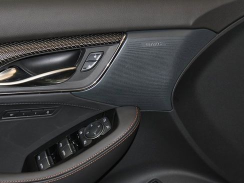 Used 2025 Cadillac CT5 V w/ Technology Package image 37