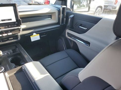 New 2026 GMC Hummer EV SUV AWD/4WD image 14