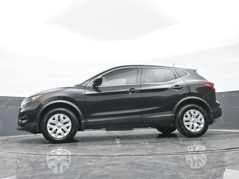 Used 2020 Nissan Rogue Sport S image 44