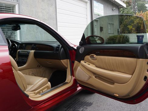 Used 2006 Lexus SC 430 Convertible image 31