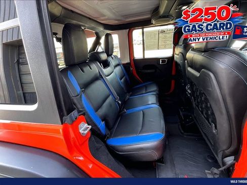 Used 2018 Jeep Wrangler Unlimited Rubicon w/ Safety Group AWD/4WD image 27