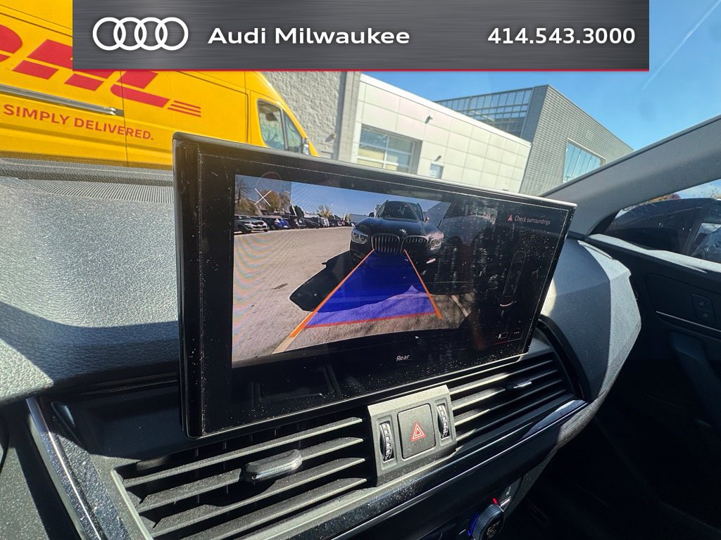 Used 2021 Audi Q5 2.0T Premium w/ Convenience Package AWD/4WD image 15