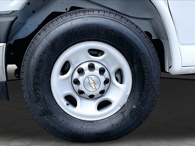 New 2025 Chevrolet Express 3500 w/ Power Convenience Package RWD image 7
