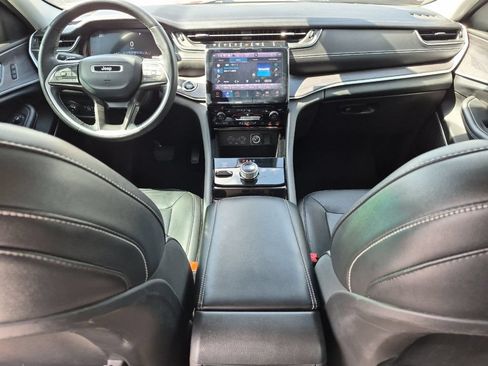 Used 2022 Jeep Grand Cherokee Limited AWD/4WD image 13
