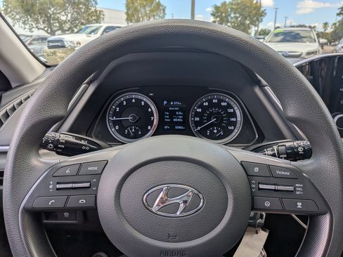 Used 2021 Hyundai Sonata SE w/ Preferred Accessory Package image 24