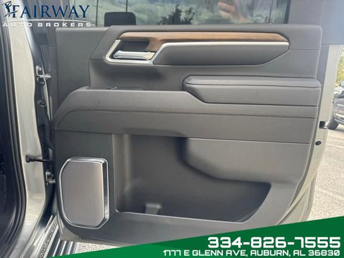 Used 2025 Chevrolet Silverado 2500 High Country w/ High Country Premium Package image 29