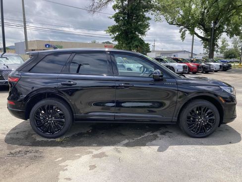 New 2025 Lincoln Corsair FWD w/ Equipment Group 101A image 2