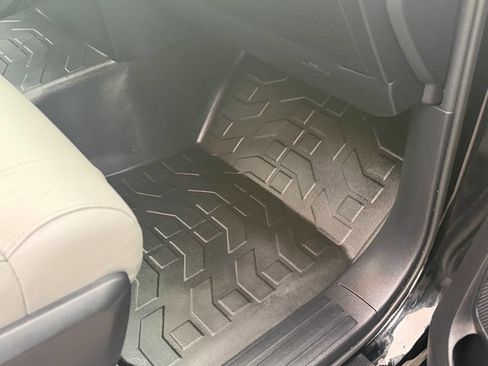 Used 2021 Toyota Tundra SR image 58