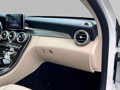 Used 2018 Mercedes-Benz C 300 Sedan image 19