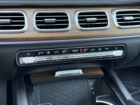 Certified 2025 Mercedes-Benz GLE 350 4MATIC image 22