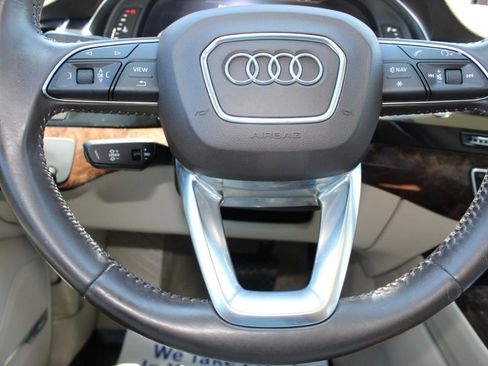 Used 2017 Audi Q7 3.0T Premium Plus AWD/4WD image 34