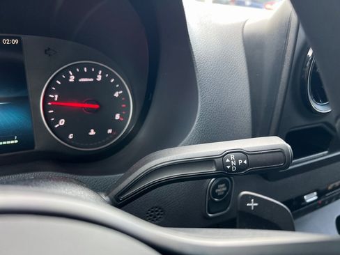 Used 2024 Mercedes-Benz Sprinter 2500 image 34