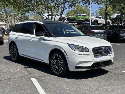 Used 2021 Lincoln Corsair Reserve w/ Equipment Group 201A AWD/4WD image 6