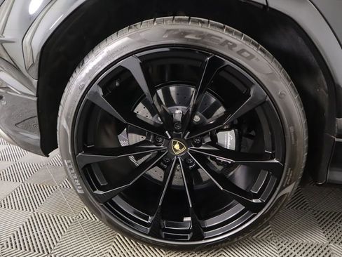 Used 2024 Lamborghini Urus S image 33