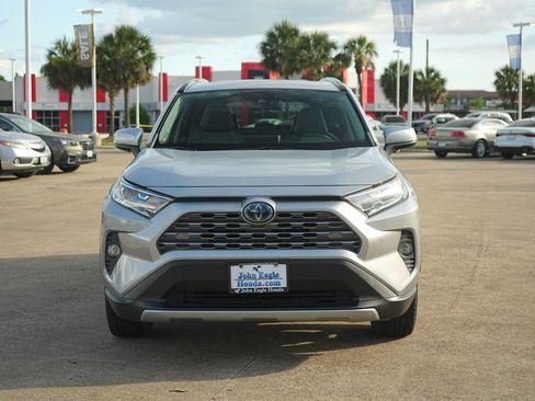 Used 2020 Toyota RAV4 Limited w/ Carpet Mat Package AWD/4WD image 6