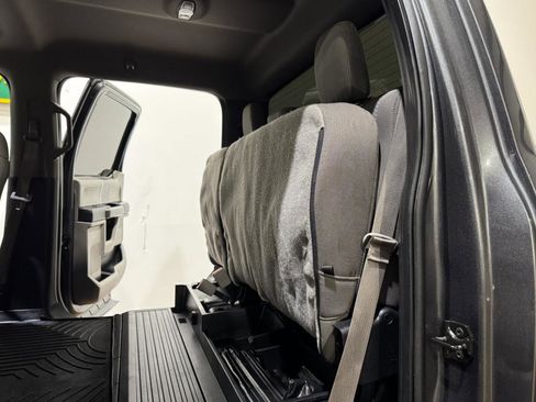 Used 2019 Ford F250 XLT w/ XLT Premium Package image 18