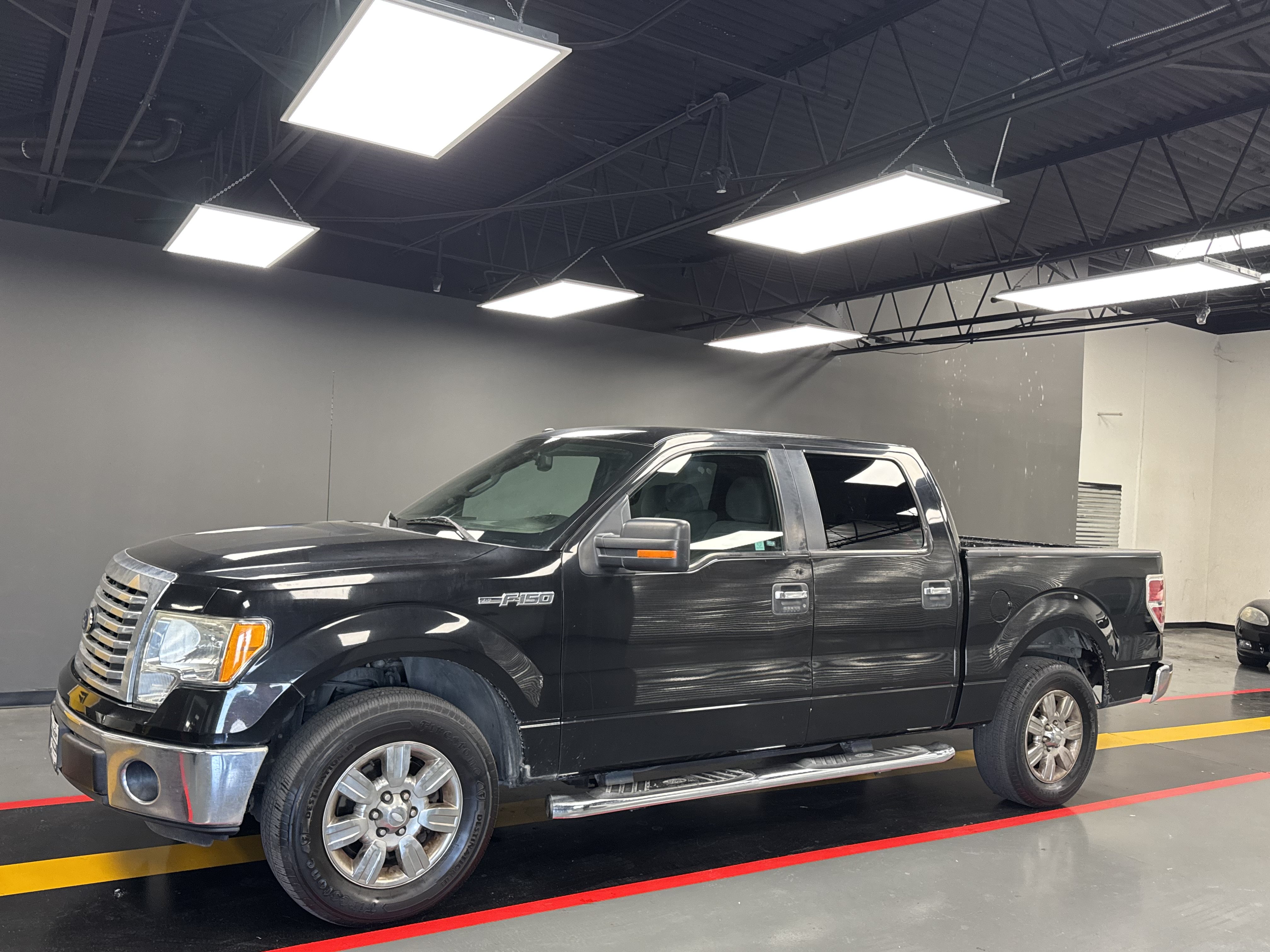 Used 2012 Ford F150 XLT w/ XLT Chrome Pkg RWD image 3