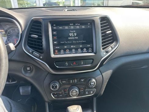 Used 2021 Jeep Cherokee Latitude Lux 80th Anniv w/ Quick Order Package 26U 80TH AWD/4WD image 11