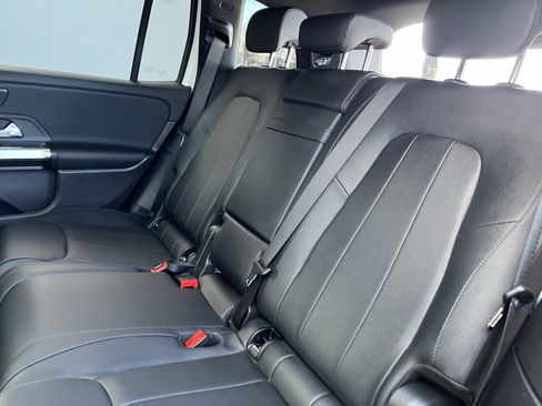 Used 2024 Mercedes-Benz EQB 250+ image 32