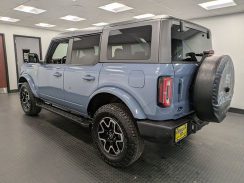 Used 2023 Ford Bronco Outer Banks image 6