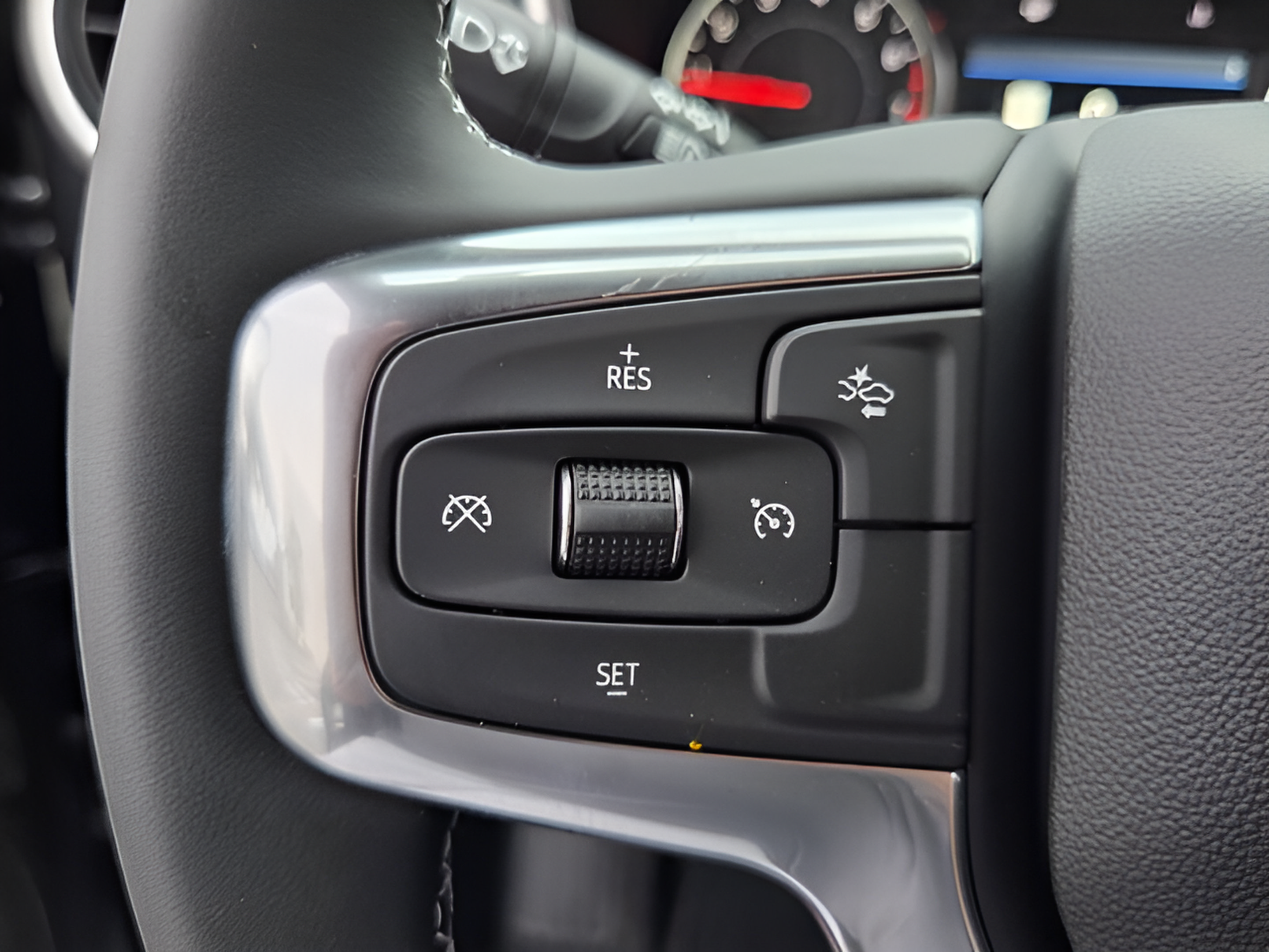 New 2026 Chevrolet Blazer LT w/ Sound & Technology Package FWD image 24