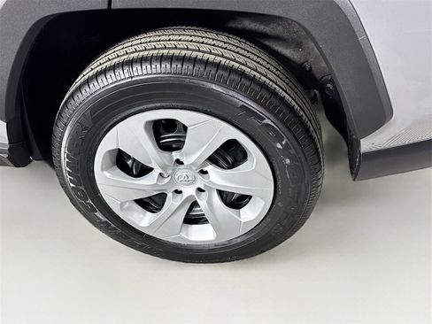 Certified 2023 Toyota RAV4 LE image 23