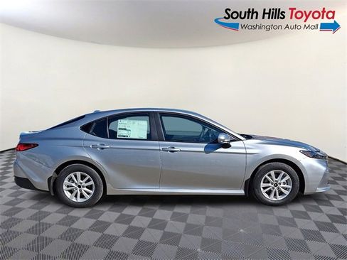 New 2026 Toyota Camry LE image 7