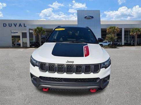 Used 2024 Jeep Compass Trailhawk image 9