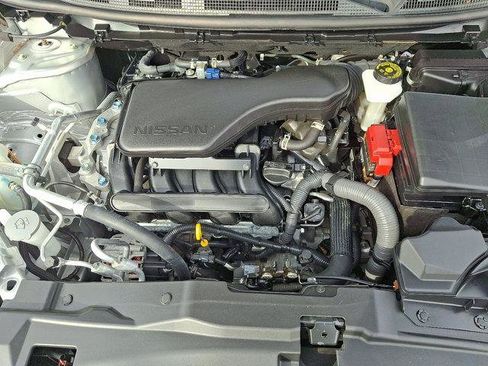 Used 2022 Nissan Rogue Sport SV w/ Technology Package image 28