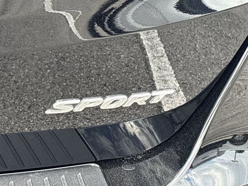 Used 2024 Honda Odyssey Sport image 10