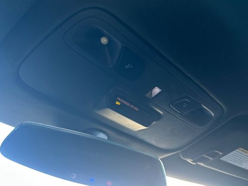 Used 2018 Chevrolet Camaro SS image 32