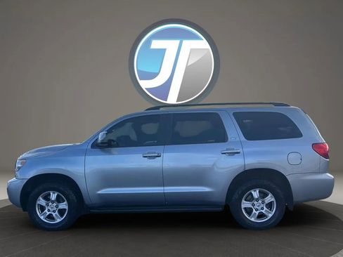 Used 2014 Toyota Sequoia SR5 image 4