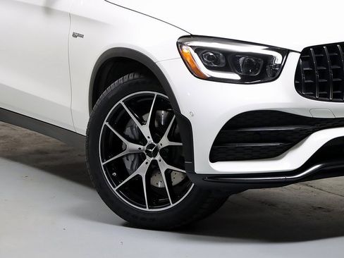 Certified 2022 Mercedes-Benz GLC 43 AMG 4MATIC image 5