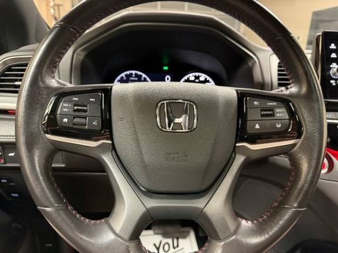 Used 2025 Honda Odyssey Sport-L image 22