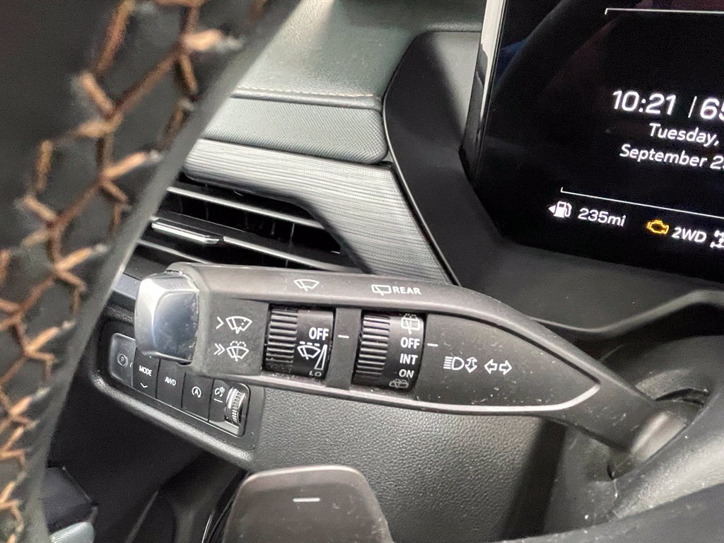 Used 2024 GMC Acadia AT4 AWD/4WD image 31