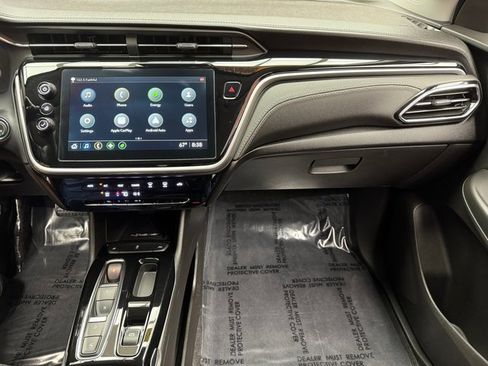 Used 2023 Chevrolet Bolt EUV LT w/ Driver Confidence Package image 18