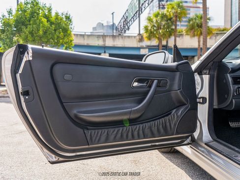 Used 2003 Mercedes-Benz SLK 32 AMG image 47