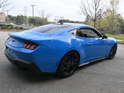 Used 2024 Ford Mustang GT Premium image 8