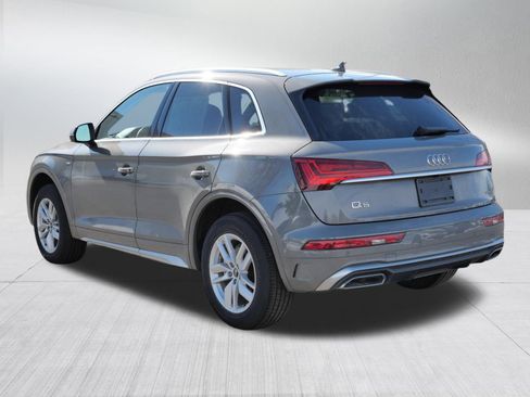 Used 2023 Audi Q5 2.0T Premium w/ Convenience Package image 5