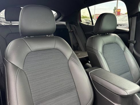 Used 2024 Buick Envista Preferred w/ Convenience I Package FWD image 17