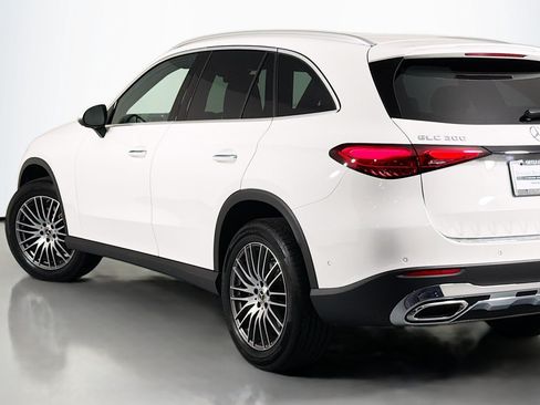Certified 2026 Mercedes-Benz GLC 300 image 16